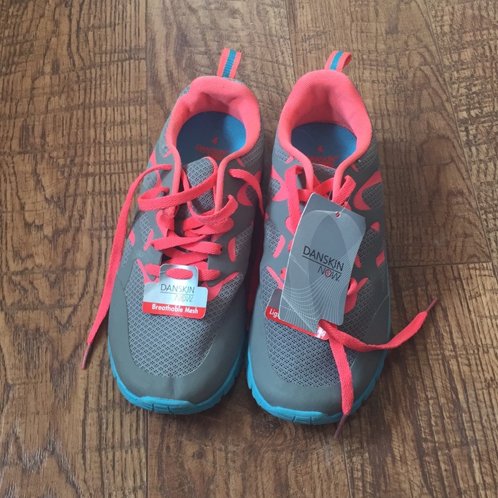 Danskin shoes